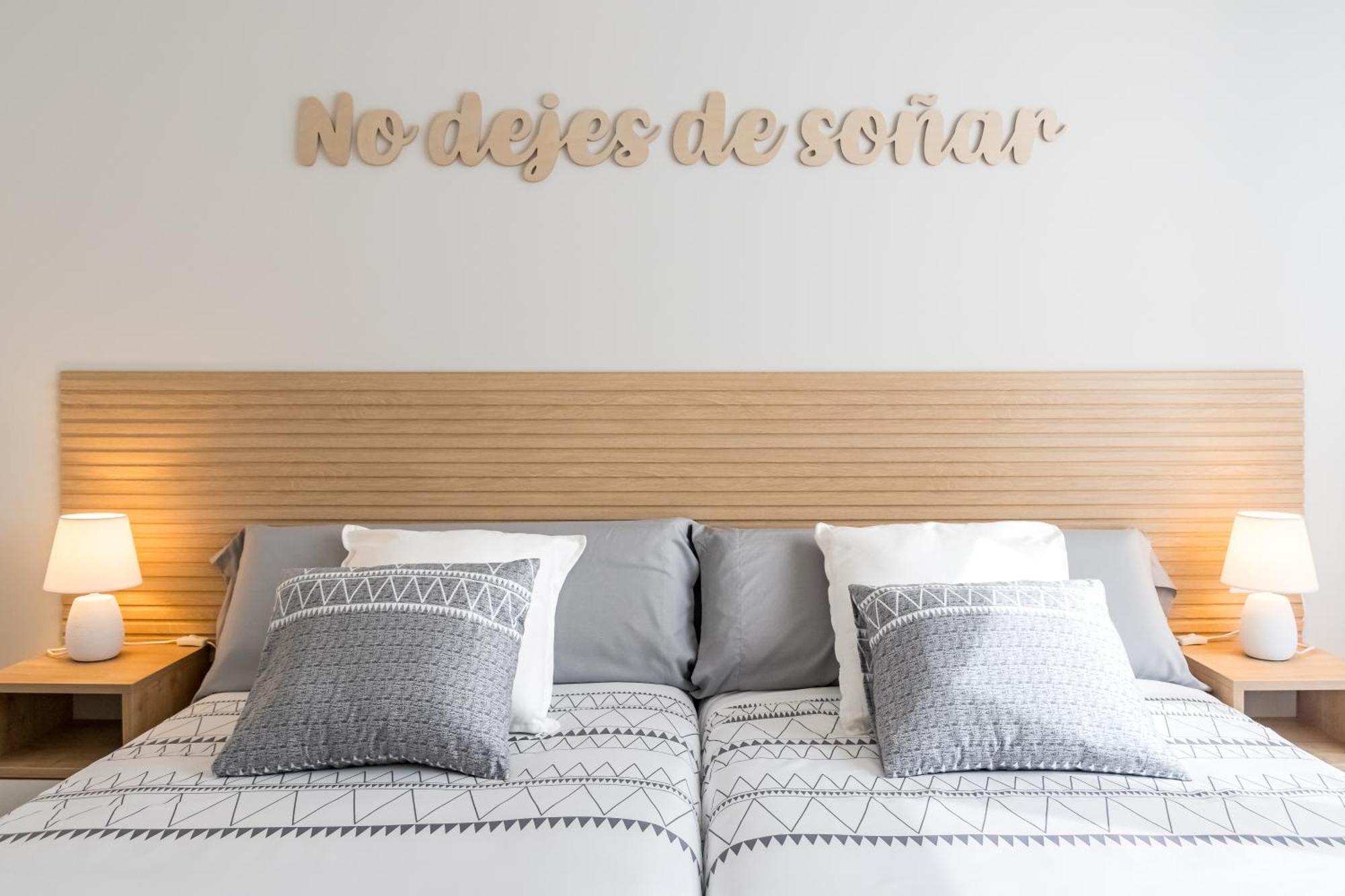 Home In Castro Con Parking กาสโตร-อูร์เดียเลส ภายนอก รูปภาพ