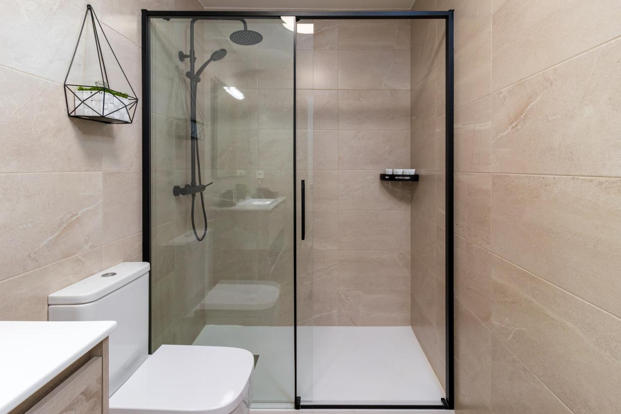 Home In Castro Con Parking กาสโตร-อูร์เดียเลส ภายนอก รูปภาพ